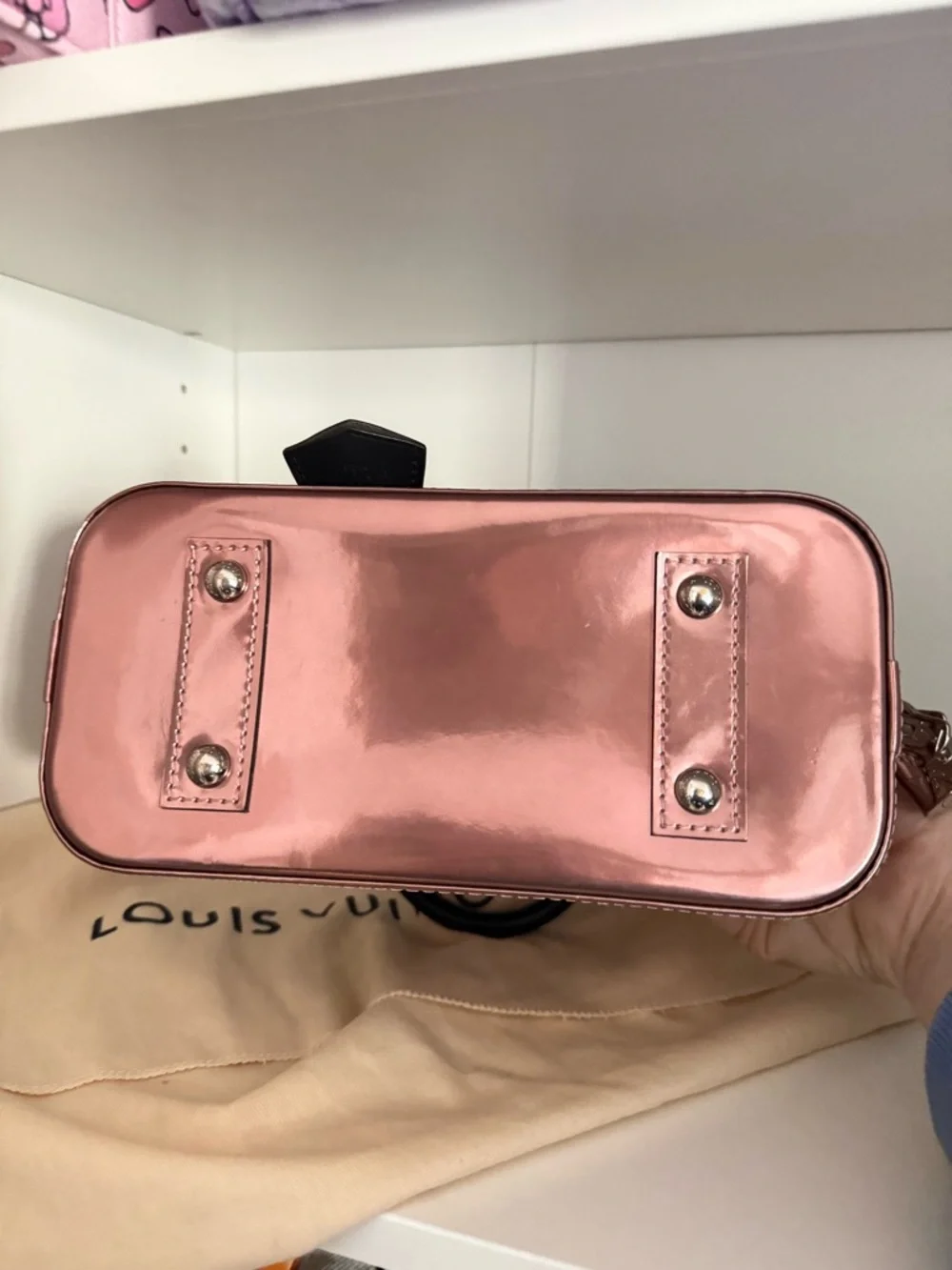 Louis Vuitton Alma BB Rose Cuivre Vernis - Picture 12 of 16